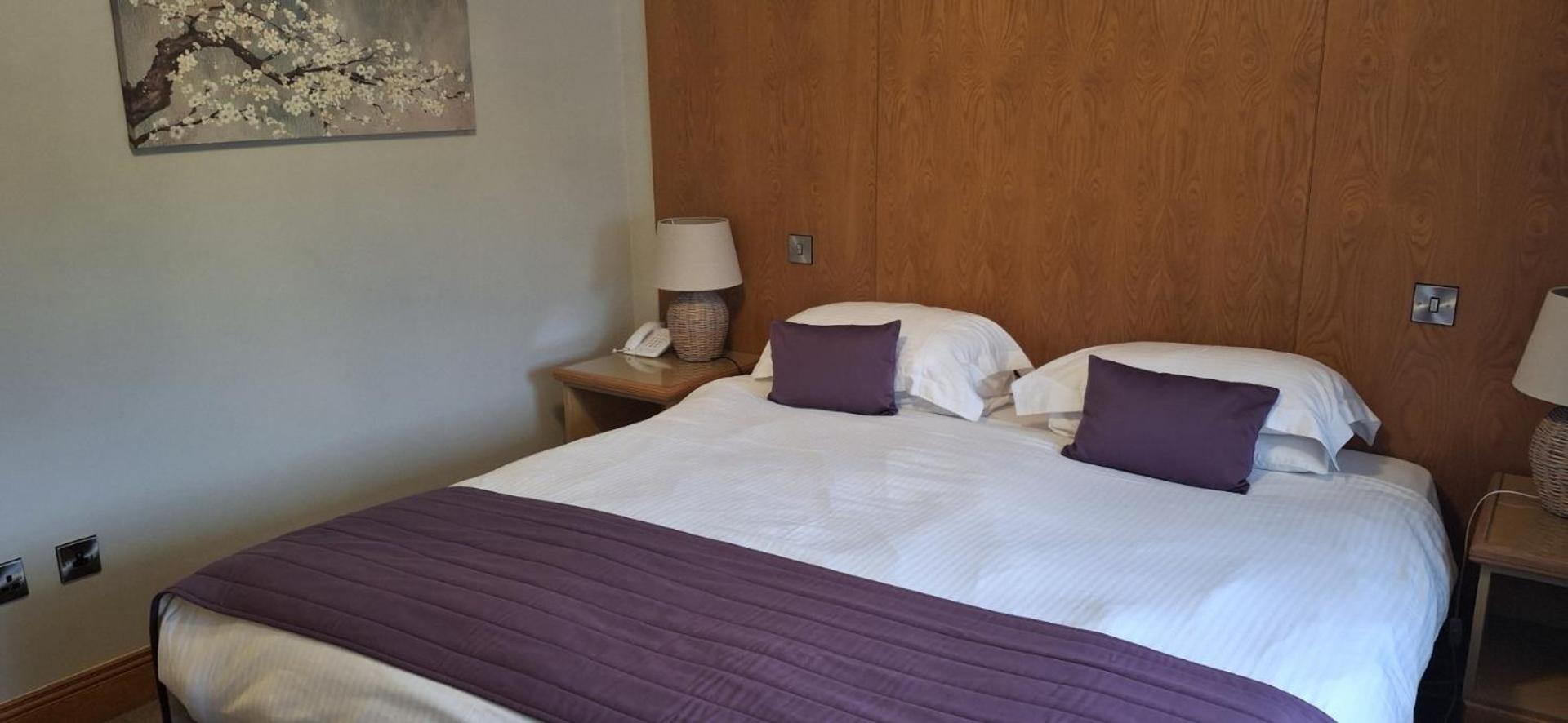 Royal Court Hotel Portrush Bagian luar foto