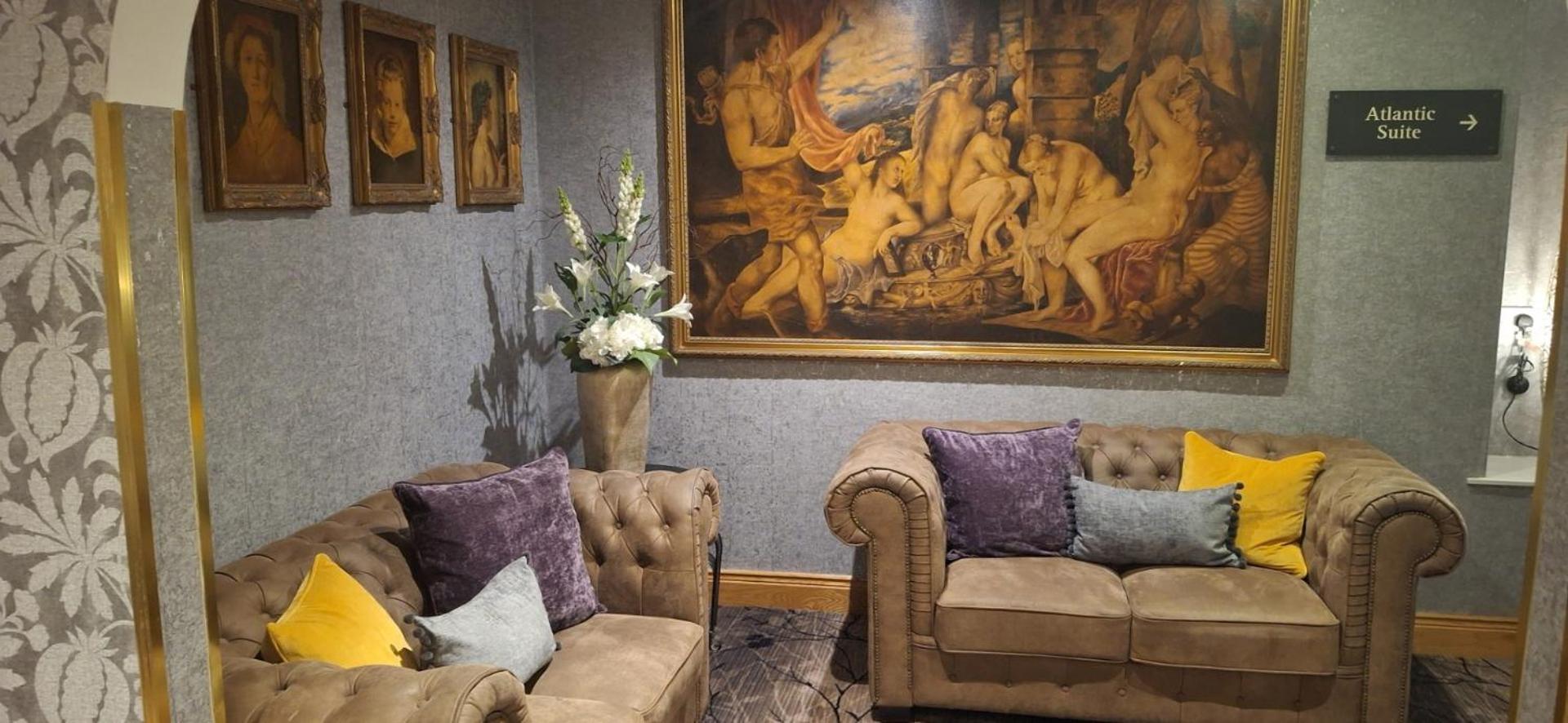Royal Court Hotel Portrush Bagian luar foto