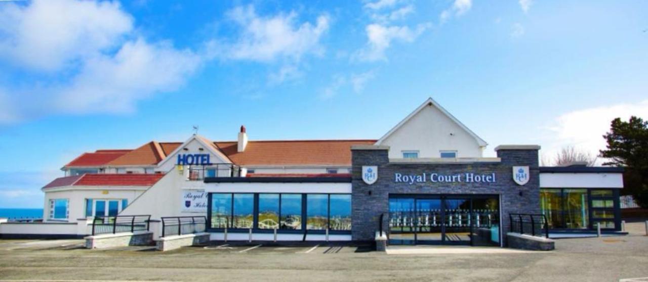 Royal Court Hotel Portrush Bagian luar foto